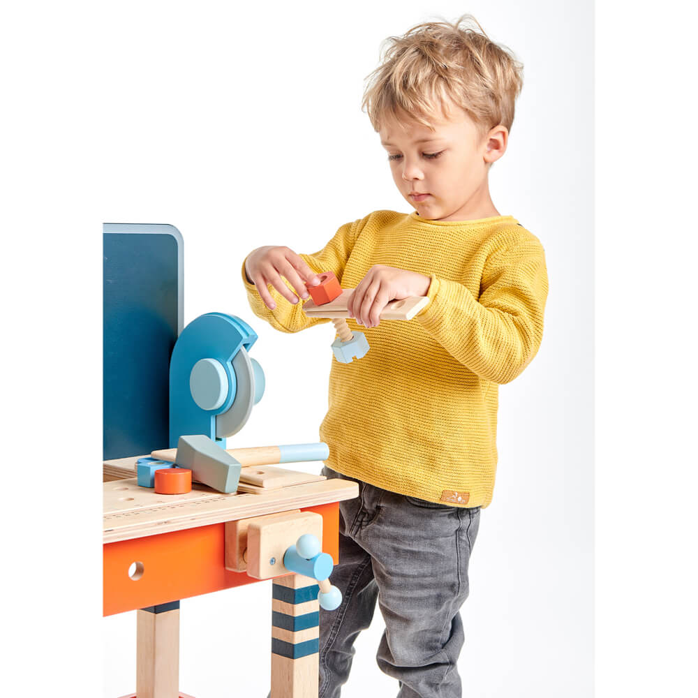 Tender Leaf Tool Bench
