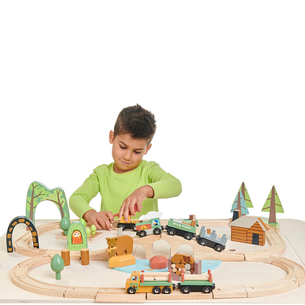 Tender Leaf Wild Pines train Set