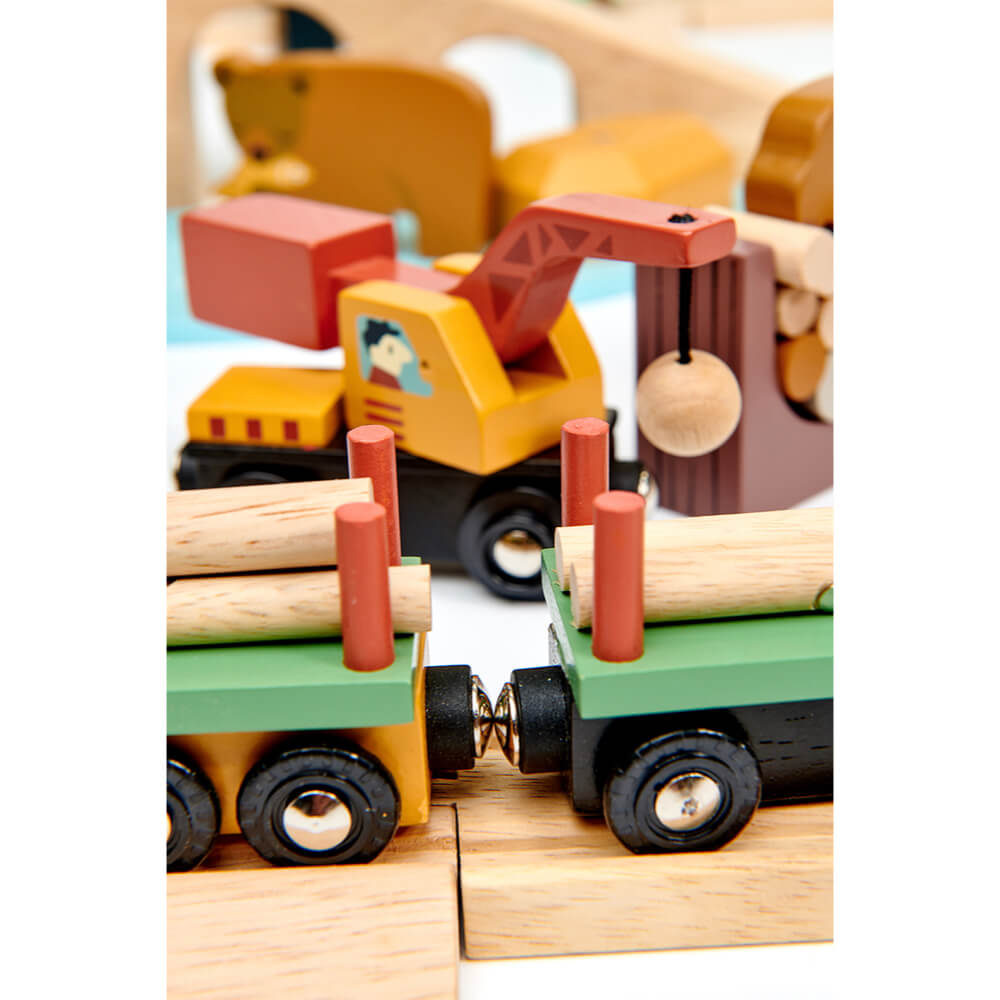 Tender Leaf Wild Pines train Set
